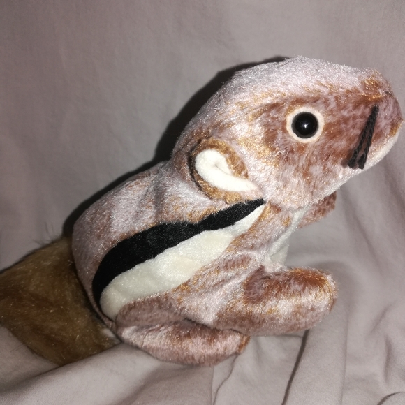 Vintage TY Beanie Baby 'Chipper' the Chipmunk - Picture 2 of 5